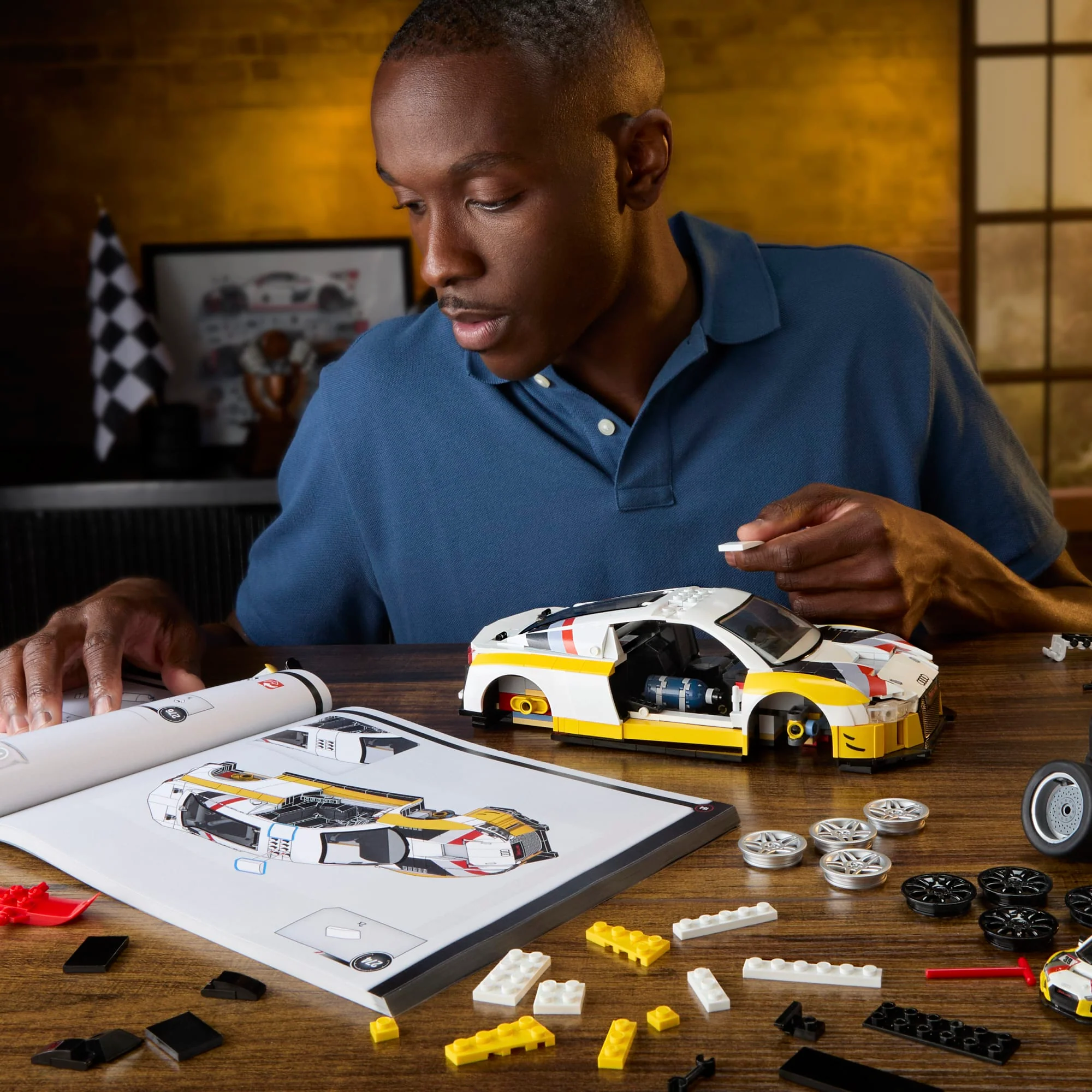 Mattel Brick Shop Hot Wheels ‘15 Audi R8 Lms Building Toy Kit (820 Pieces), For Collectors - Coming Soon - Image 2