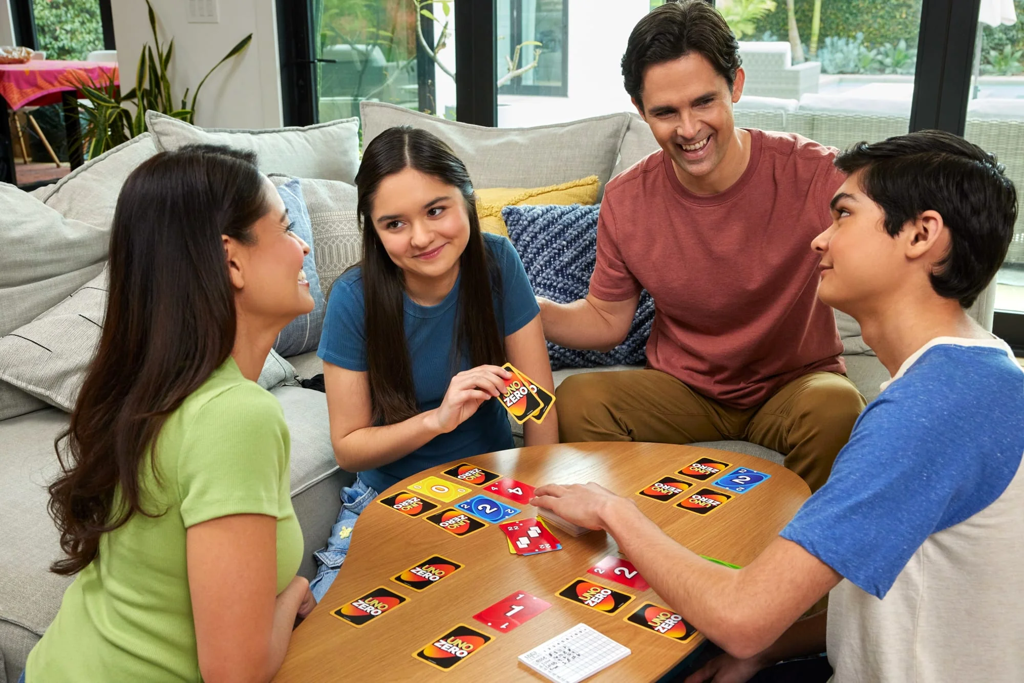 UNO Zero, Gioco Di Carte Per Bambini, Adulti E Famiglie, Feste E Viaggi, Include Mazzo E Blocco Segnapunti - Image 2