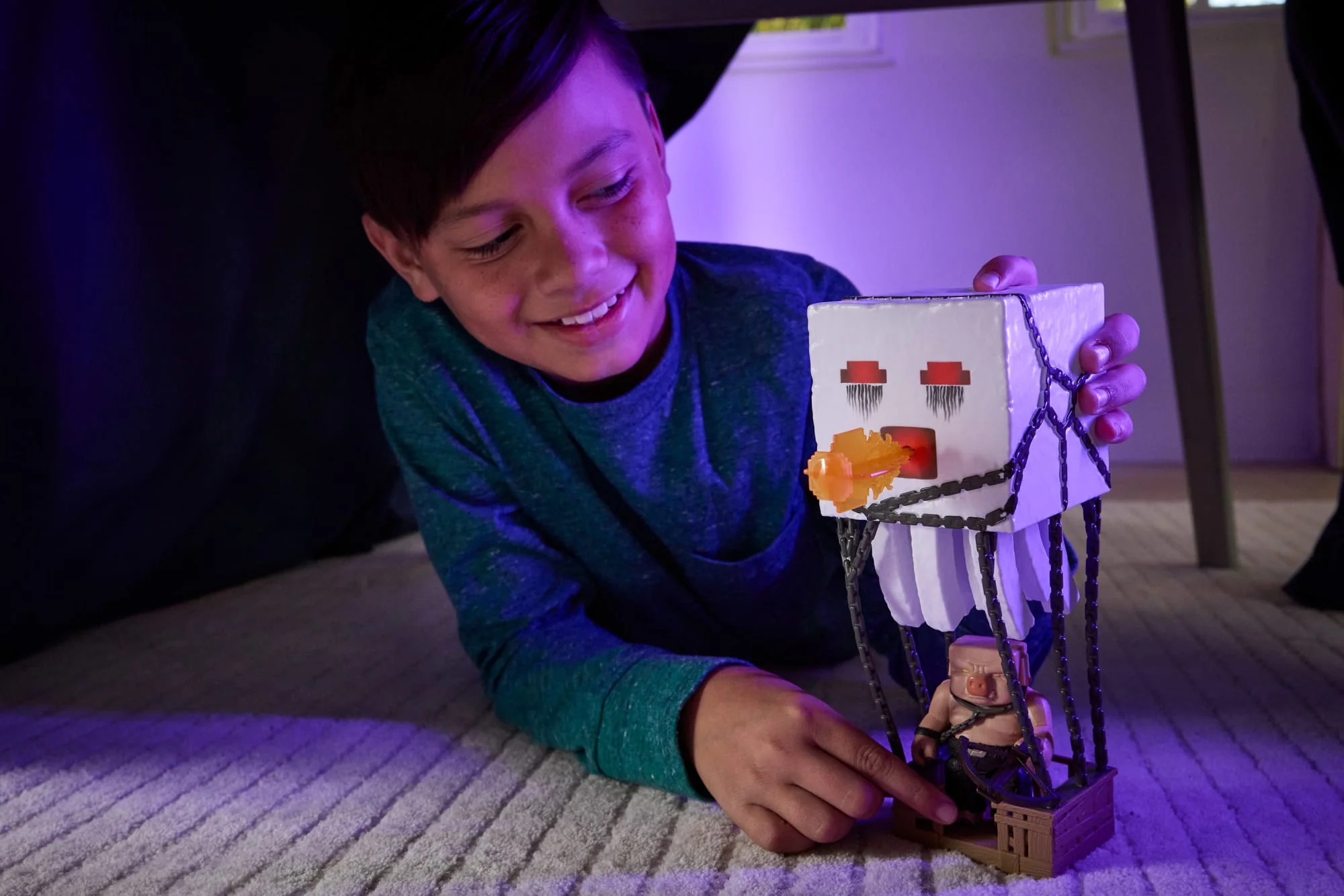 Minecraft Blast Attack Ghast Action Figure Set With Lights, Sounds & More Inspired By The Movie - Image 2