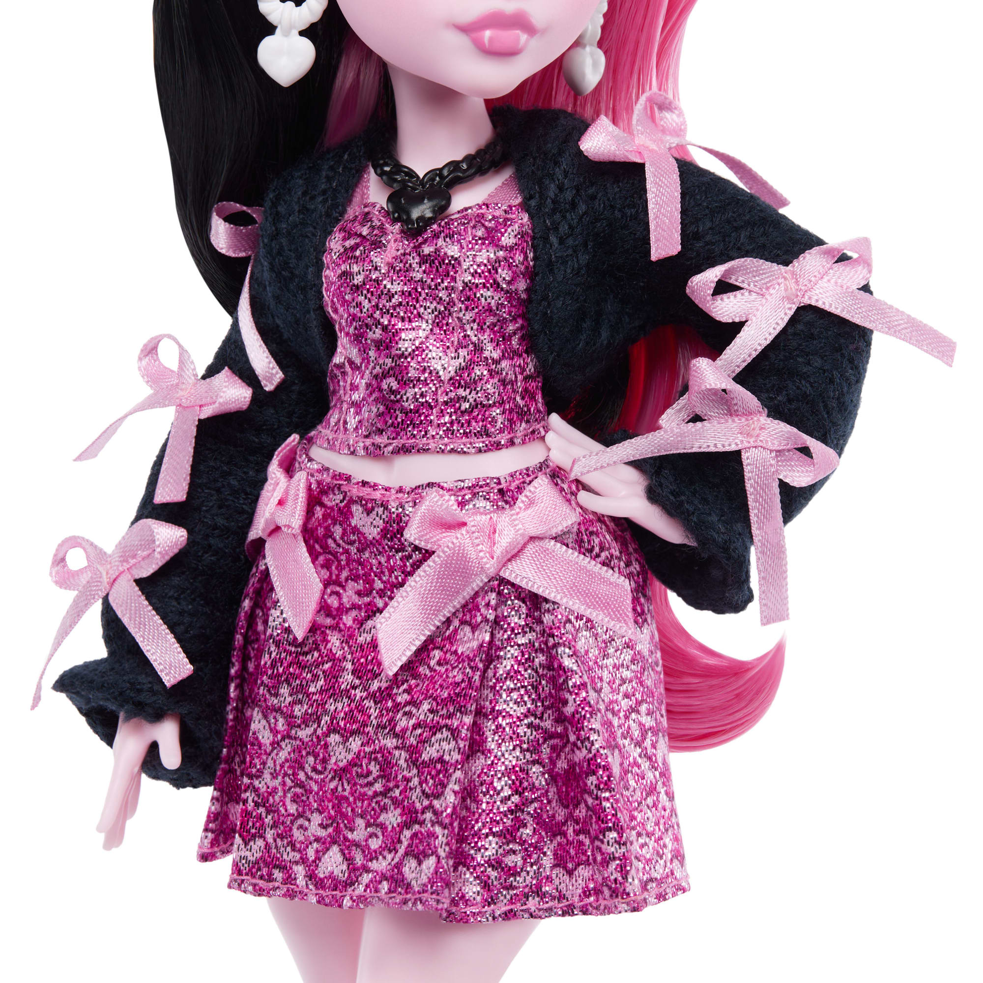 Muñeca Draculaura De Monster High Con Un Vestido Con Lazos, Murciélago Mascota Count Fabulous Y 7 Accesorios - Image 3