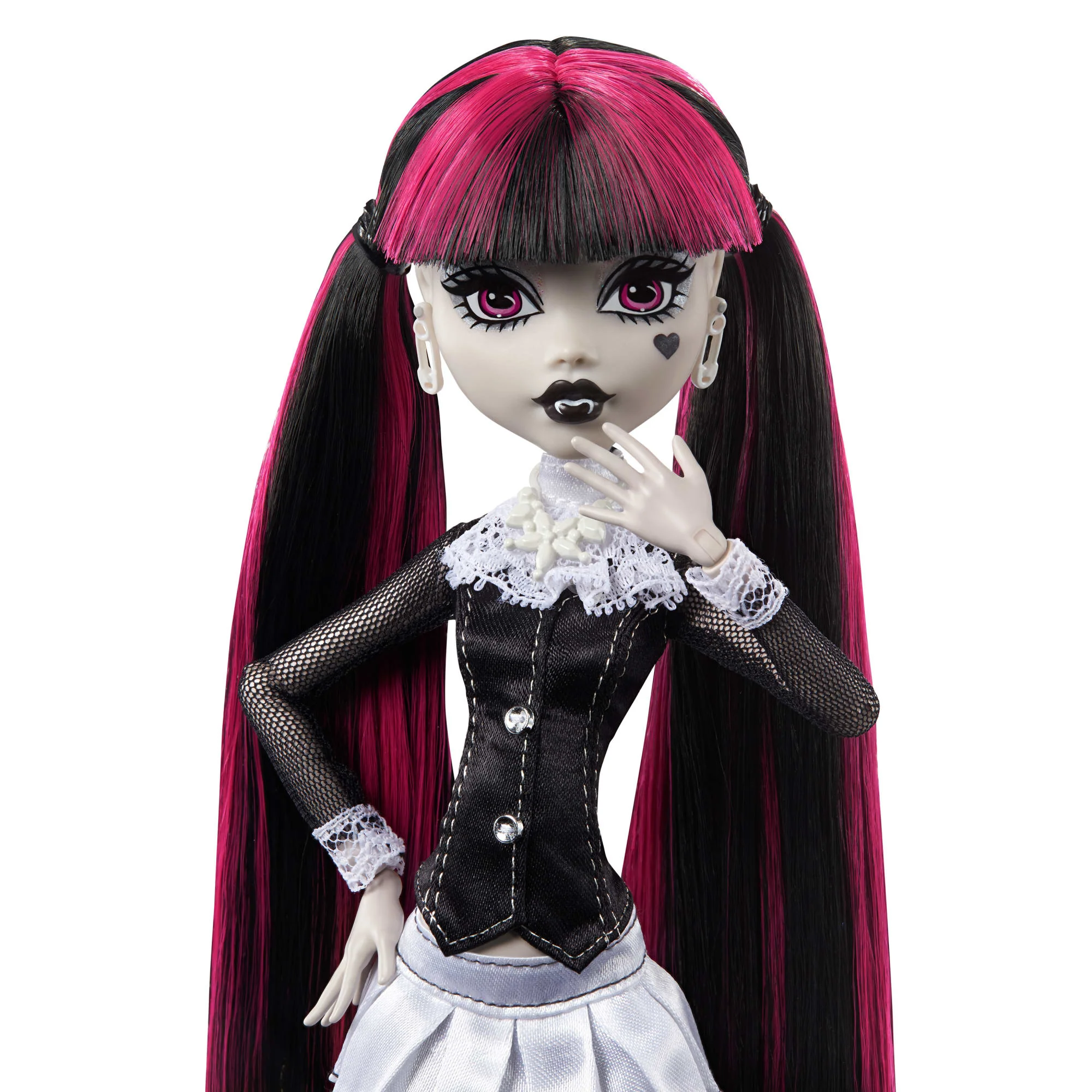 Muñeca Draculaura De Monster High En Blanco Y Negro Con Pósteres - Image 3