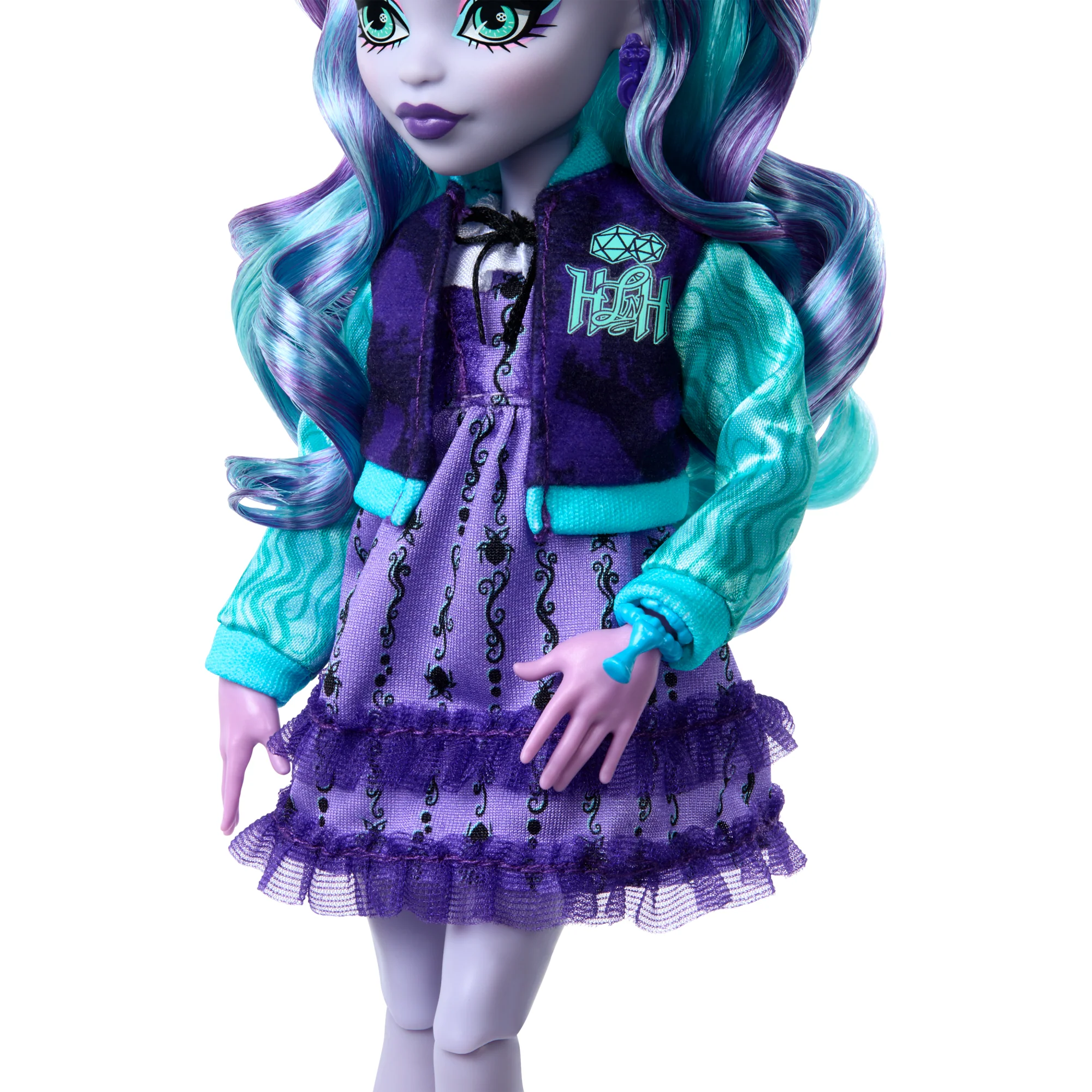 Monster High Fearbook Twyla Fashion Doll With Varsity Jacket, Yearbook, And Game Accessories - Image 4