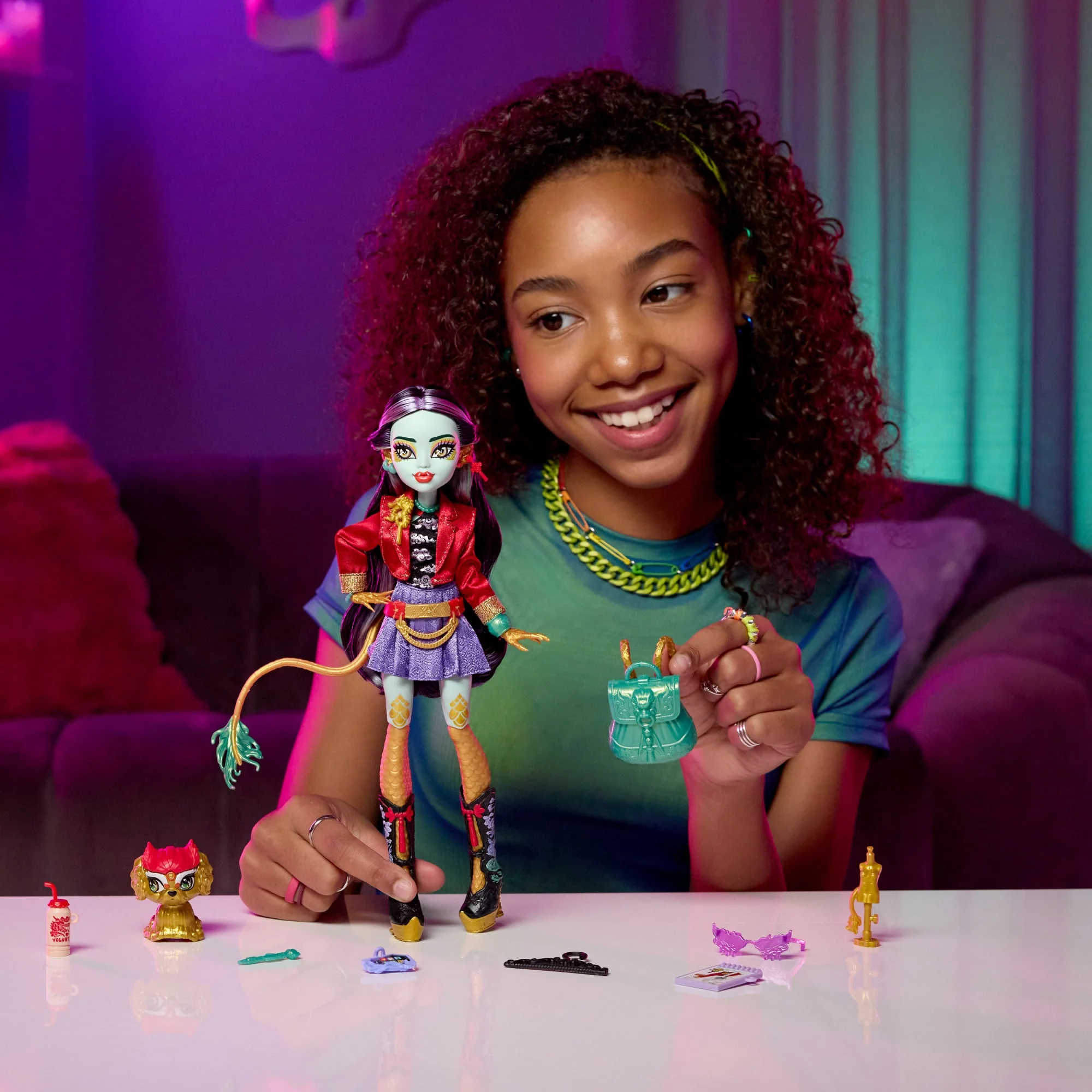 Monster High-Jinafire Long-Poupée Avec Chien Et 7 Accessoires - Image 2