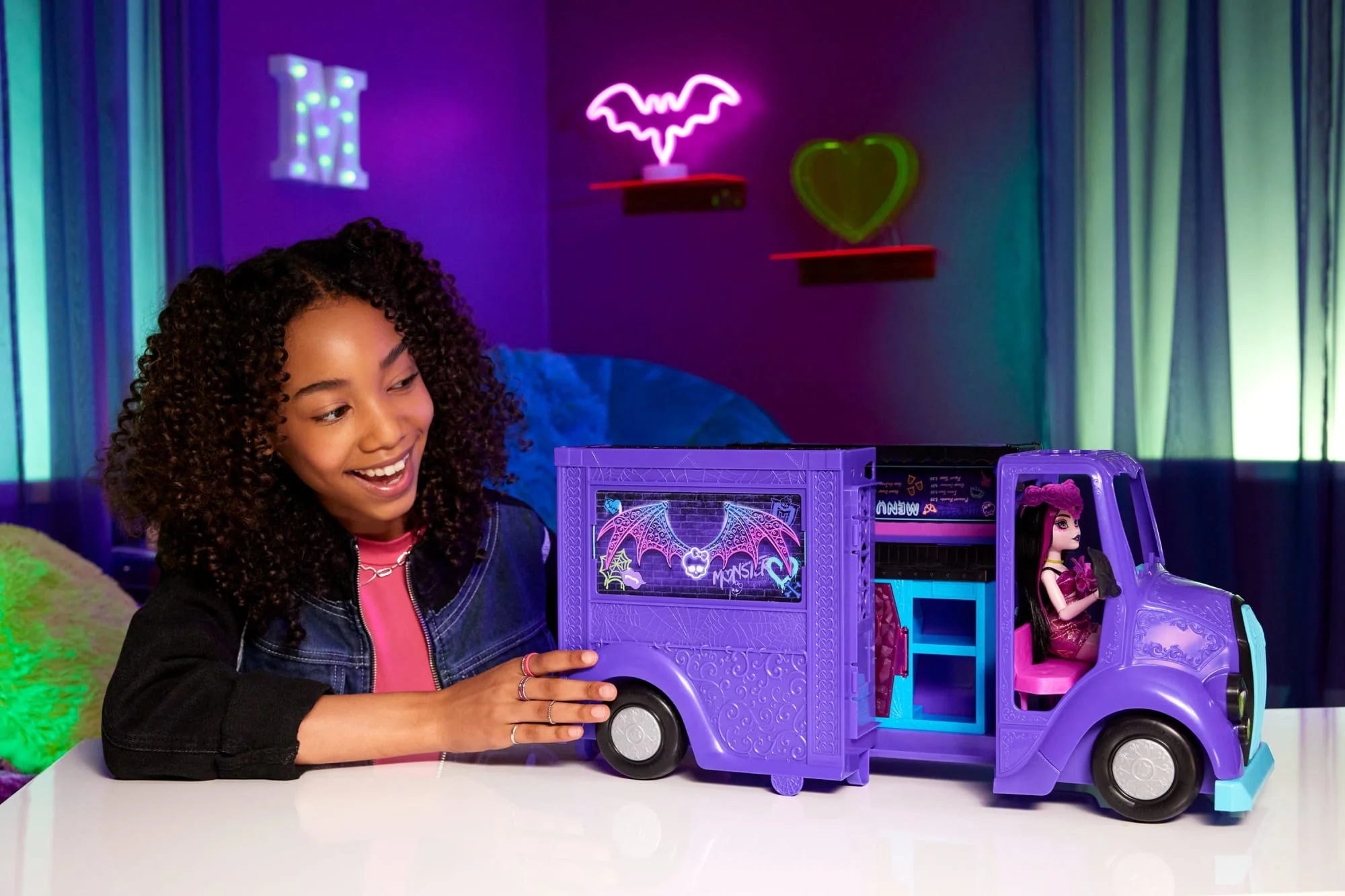 Monster High Koncertowy Food Truck + Lalka Zestaw i akcesoria - Image 2