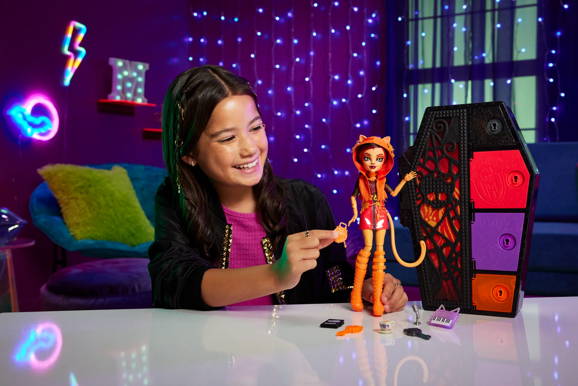 Monster High Doll, Toralei Stripe, Skulltimate Secrets: Neon Frights - Image 2