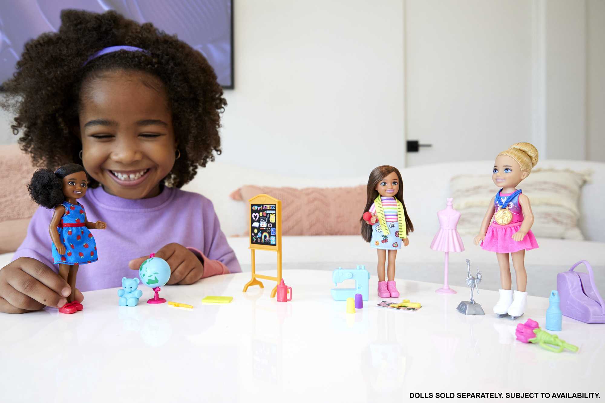 Набор Barbie Карьера Челси кукла+аксессуары в ассортименте - Image 2