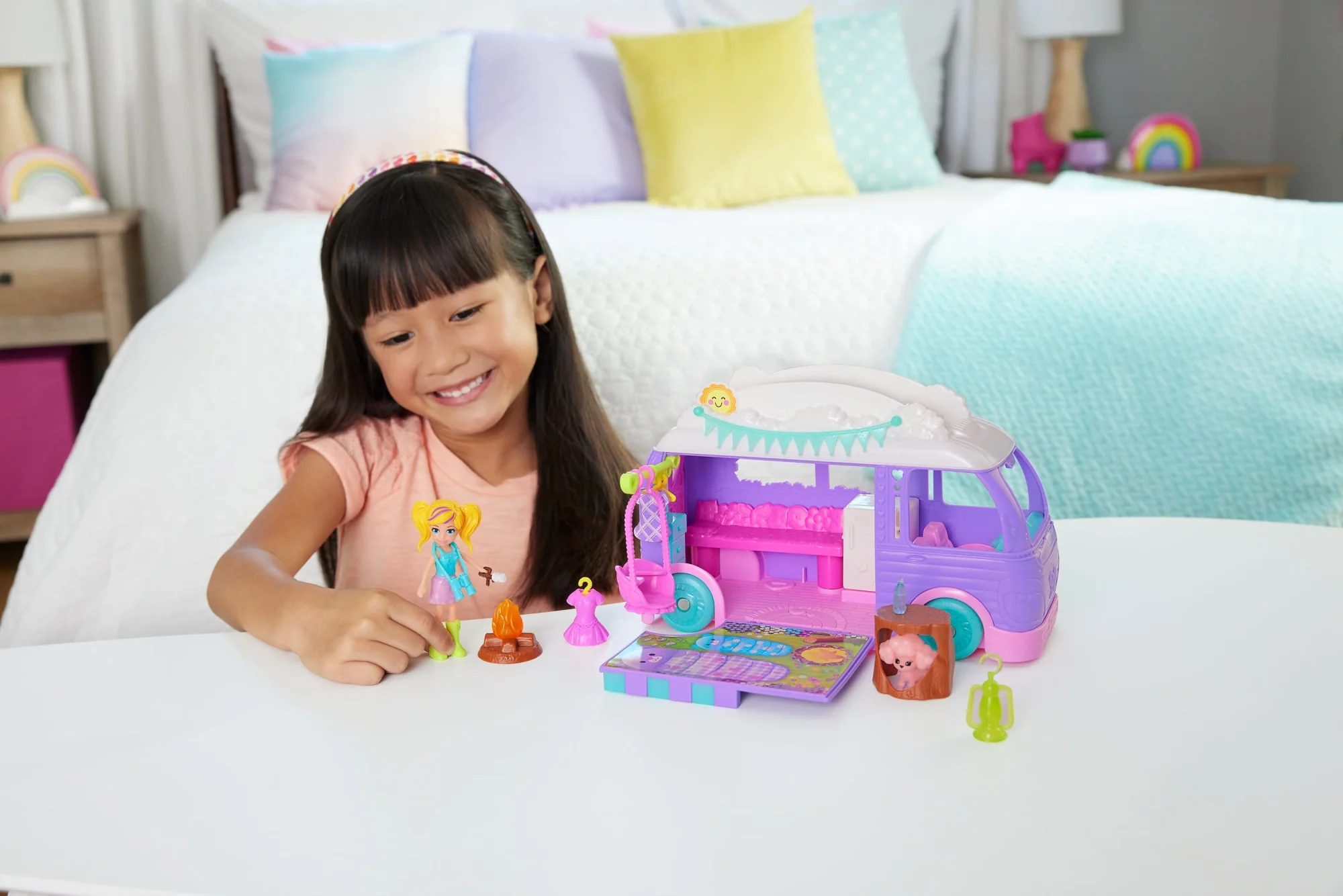Polly Pocket Muhteşem Karavan, Bebek Ve Evcil Hayvan Oyun Seti, Kamp Ve Yiyecek Temalı Aksesuarlar, Seyahat Oyuncağı - Image 2