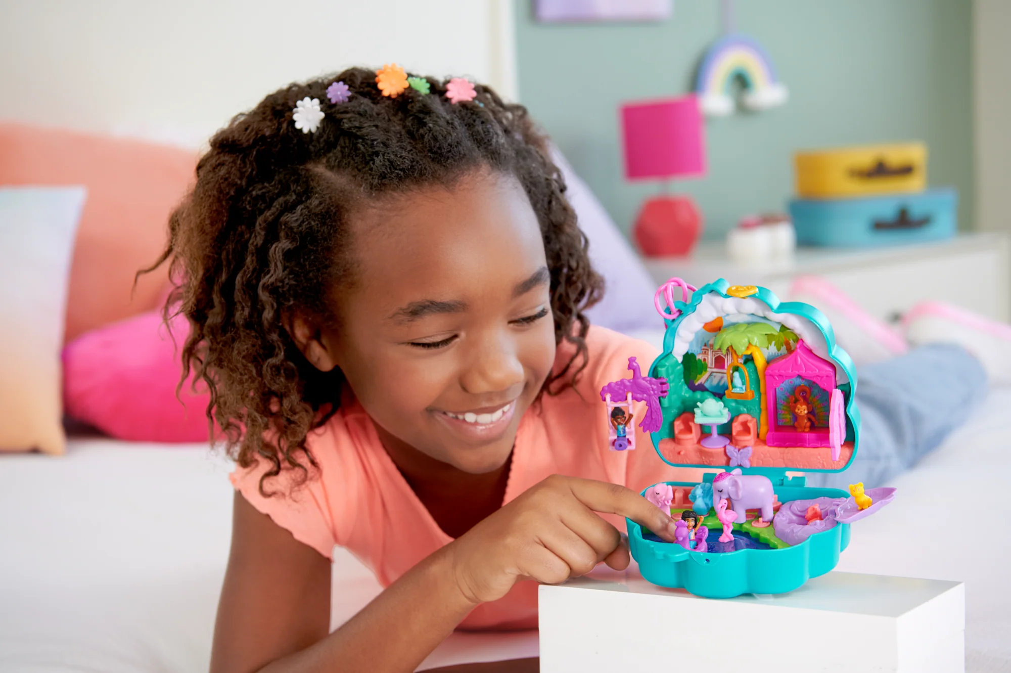 Polly Pocket Peacock Garden-Schatulle Mit 2 Kleinen Puppen Und Tieren, Reisespielzeug Mit Zubehörteilen Für Tiere - Image 2