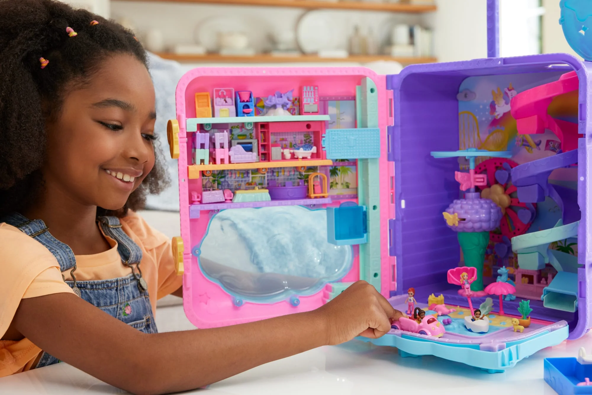Polly Pocket Wakacyjny Kurort Zestaw Walizka - Image 2