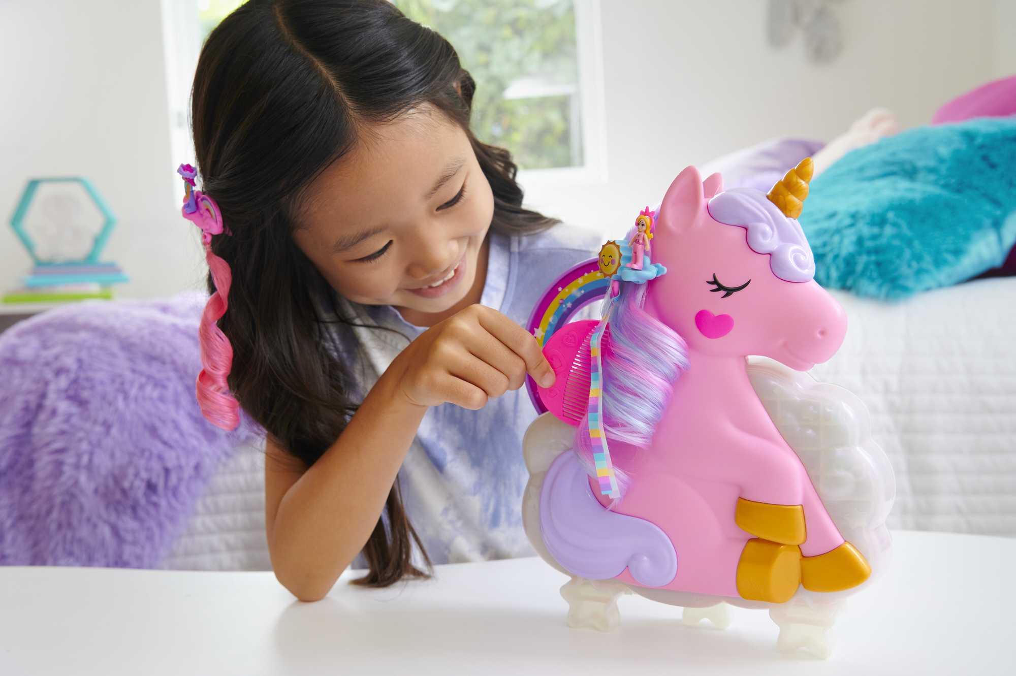 Polly Pocket Rainbow Unicorn Salon - Image 2
