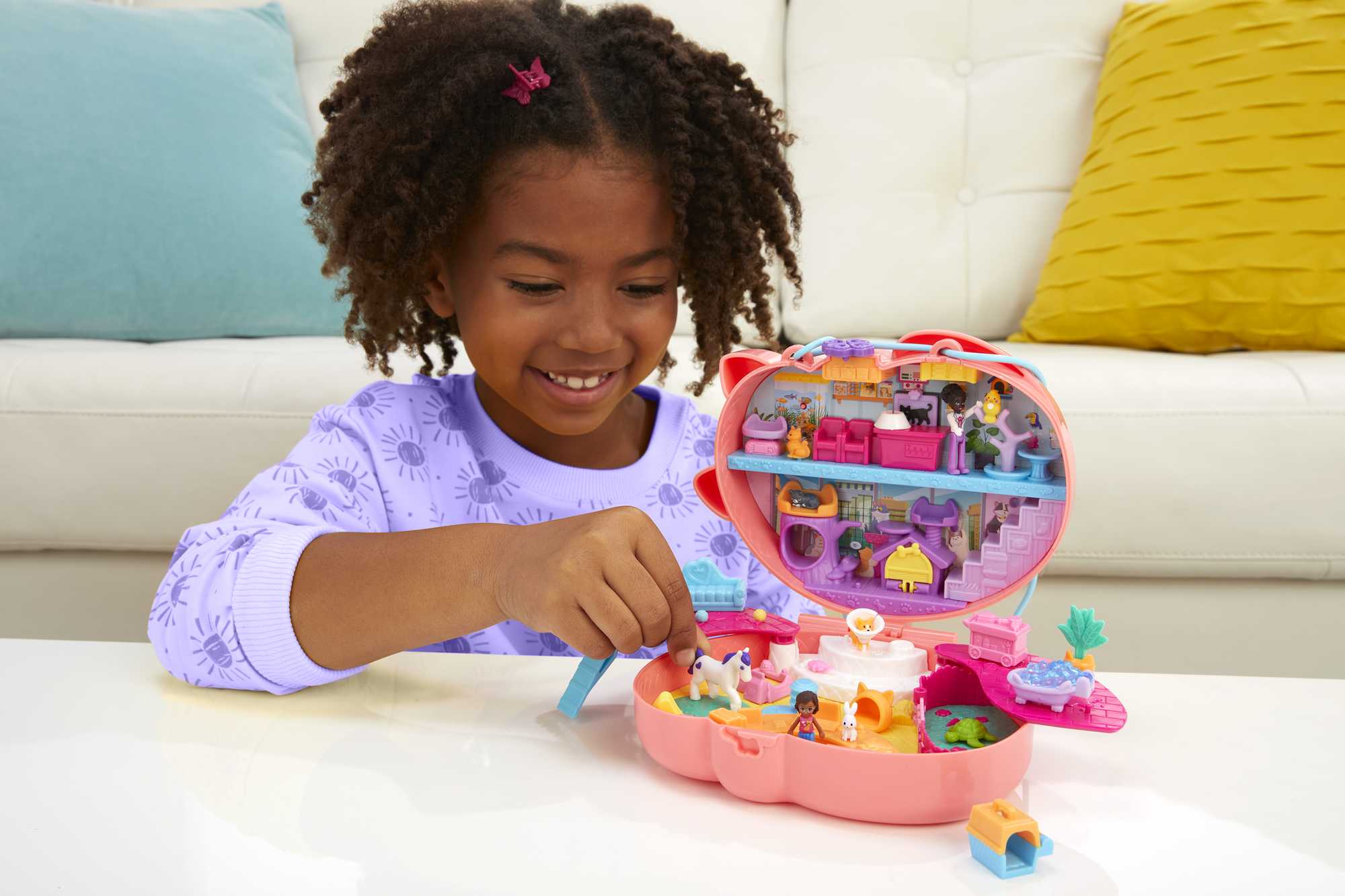 Polly Pocket Starring Shani Cuddly Cat Purse Compact - Image 2