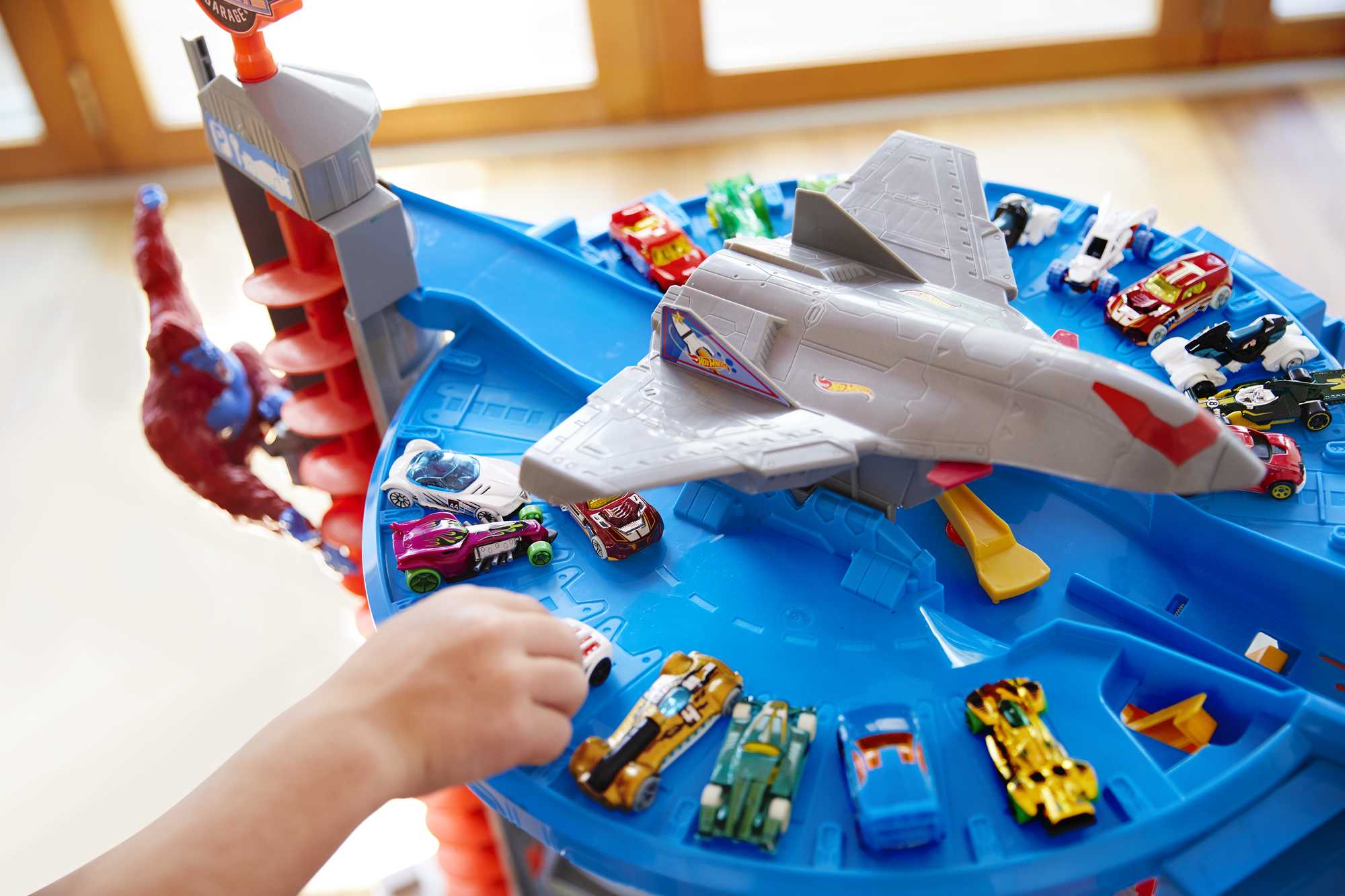 Набор игровой Hot Wheels Сити Супергараж - Image 4