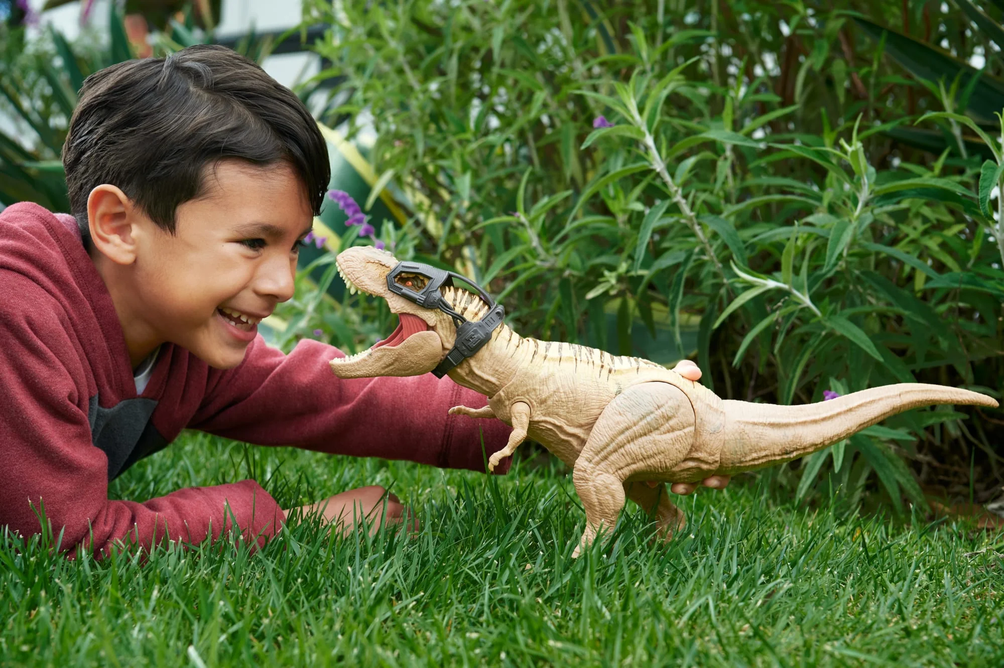 Jurassic World T-Rex Caccia E Divora Personaggio Sonoro - Image 2
