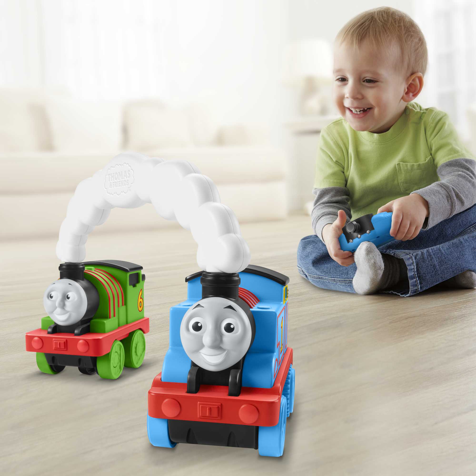 Thomas & Friends Race & Chase R/C - Image 2