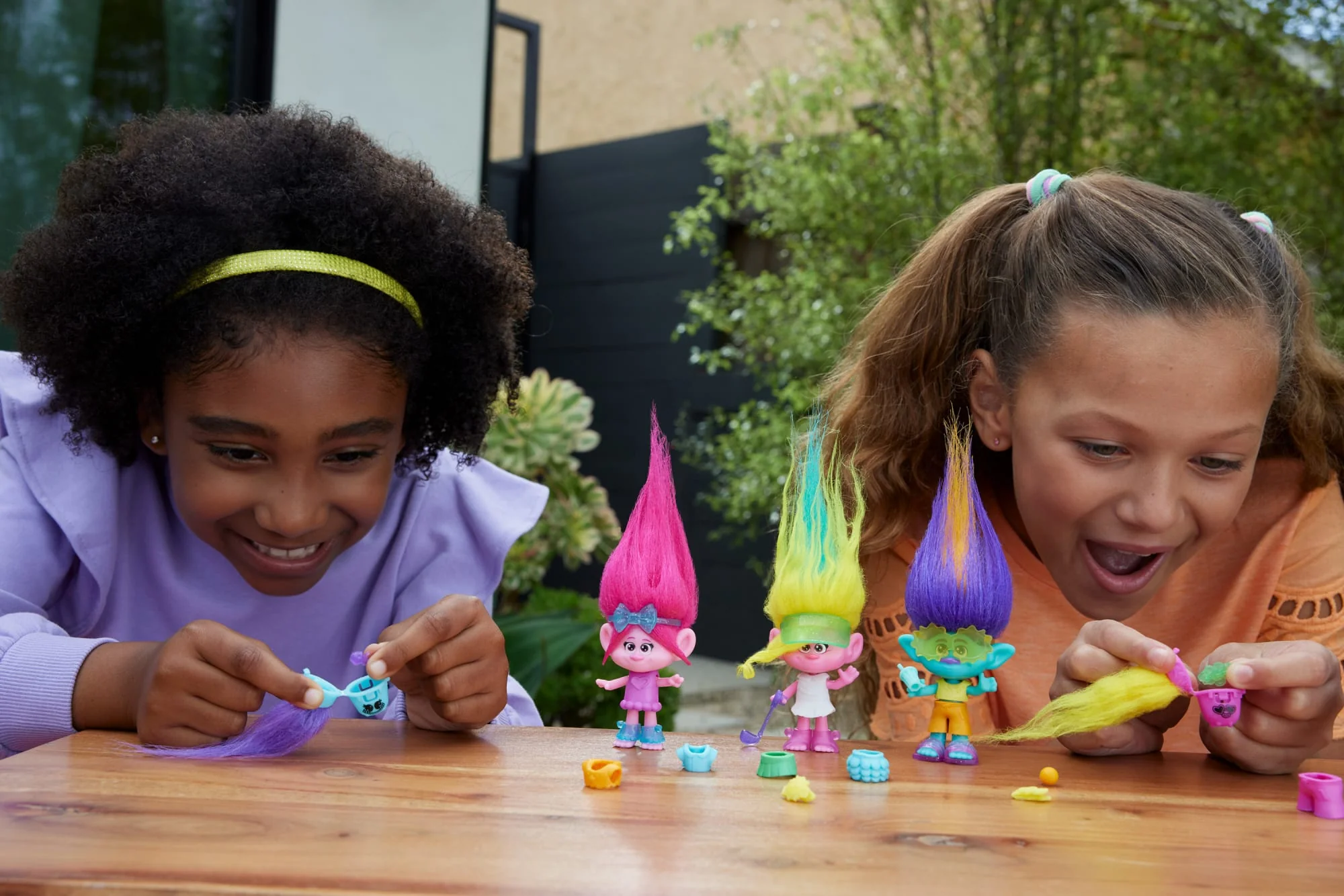 Dreamworks Trolls Band Together Hair Pops Small Dolls & Accessories, Toys Inspired By The Movie - Image 2