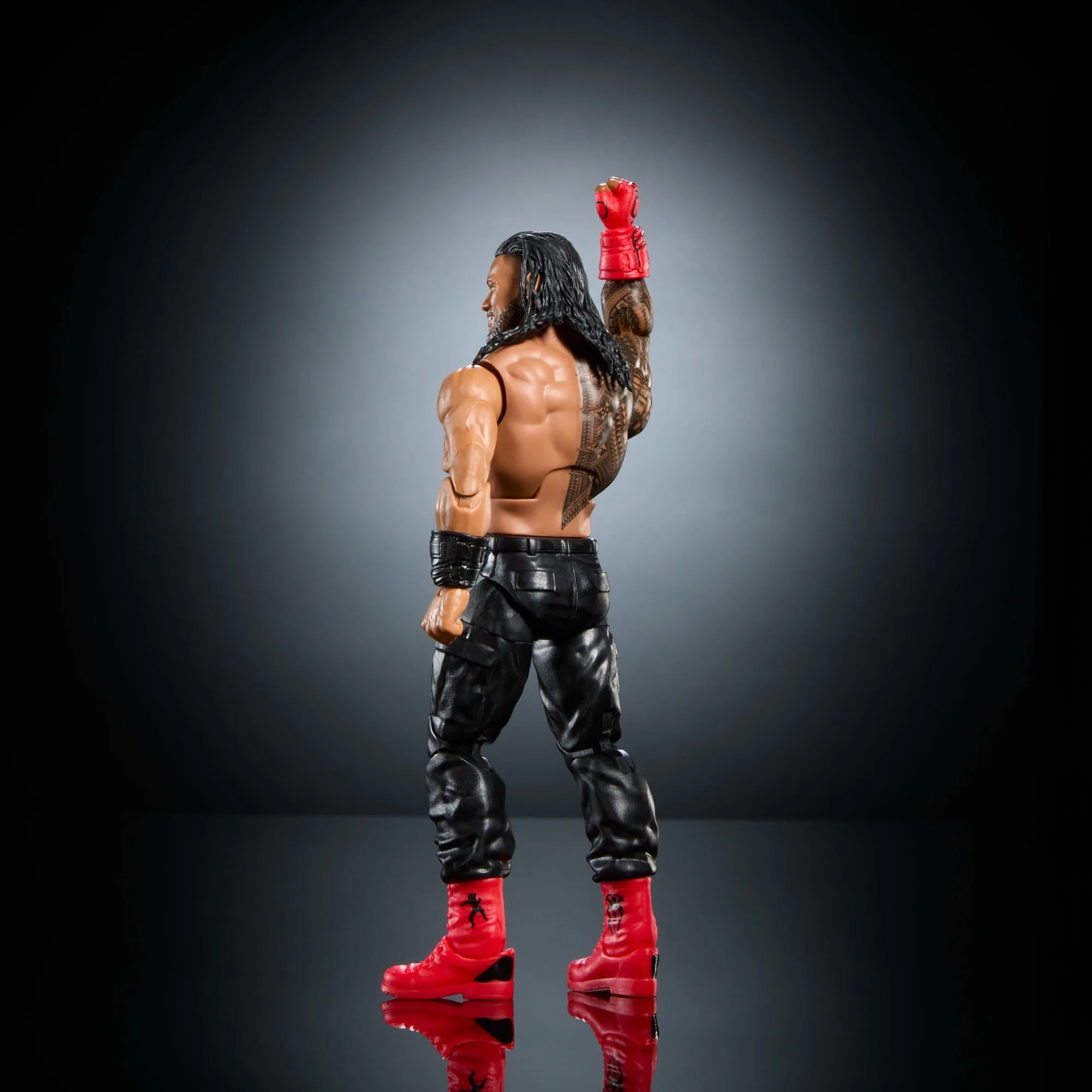WWE Elite Collection Premium Live Event Roman Reigns Action Figure Set, Summerslam Collectible - Image 6