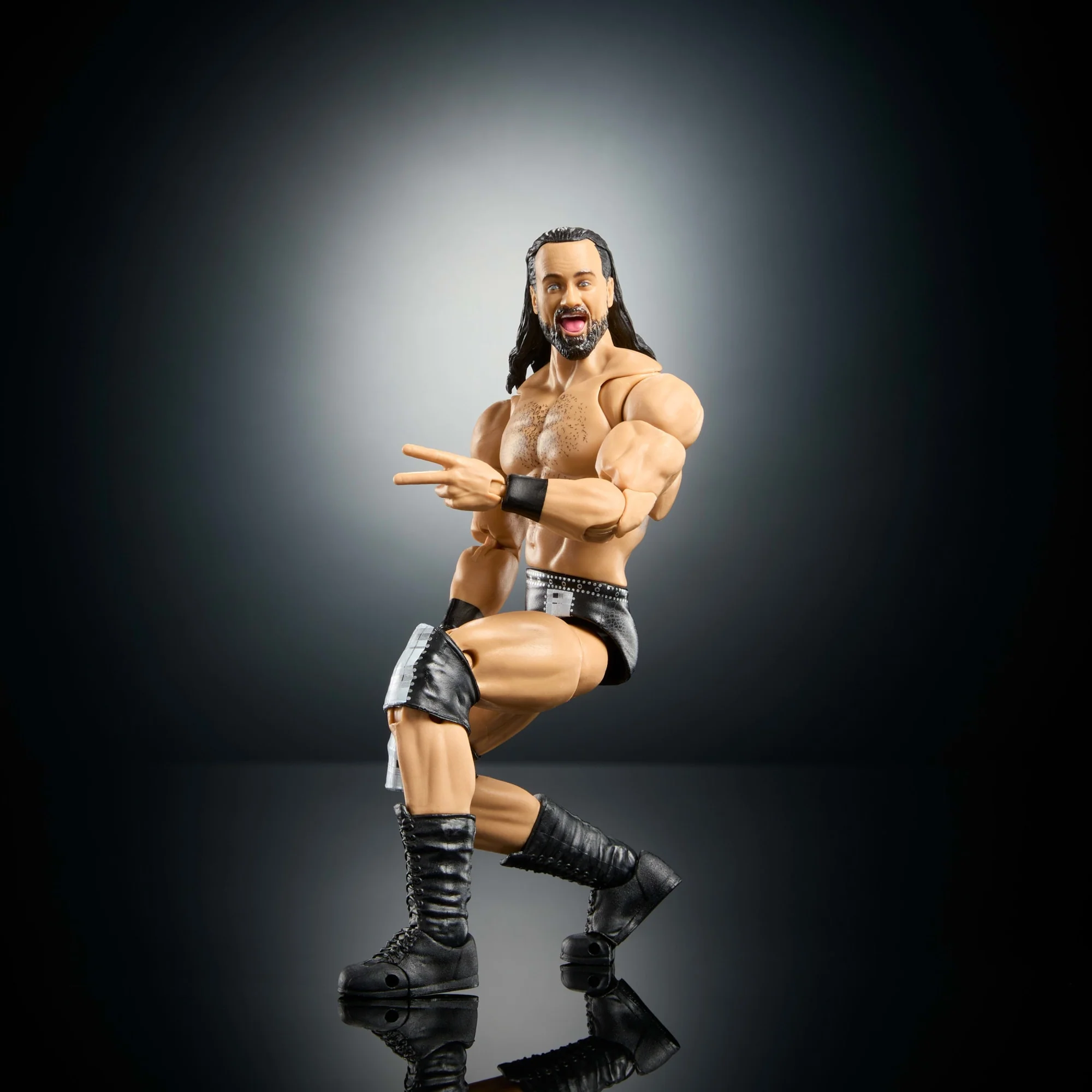 WWE Ultimate Edition Drew Mcintyre Action Figure & Accessories Set, 6-Inch Collectible Superstar - Image 4